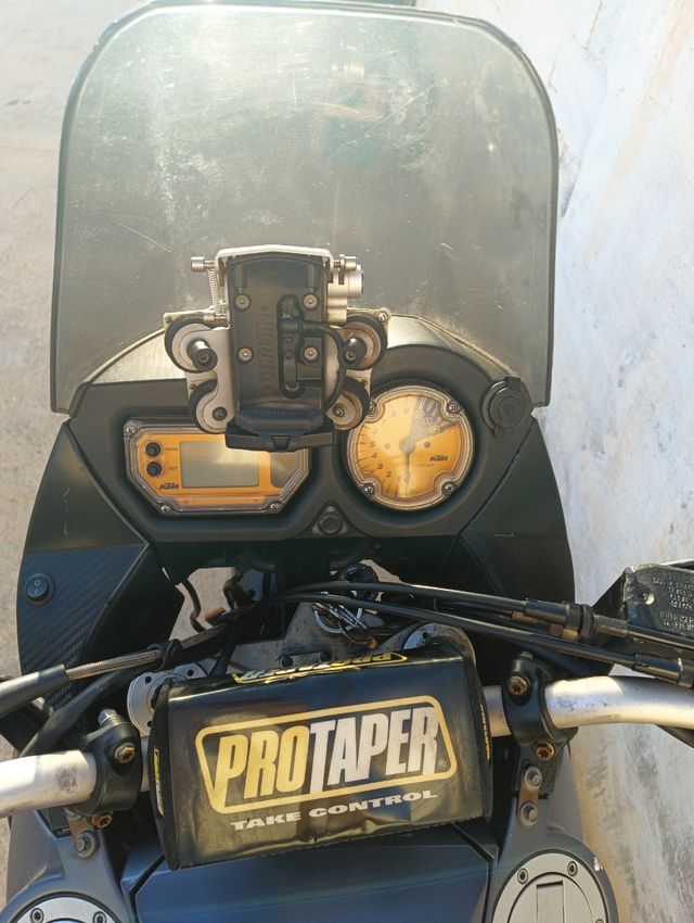 KTM 990 Adventure 08 - Moto trail