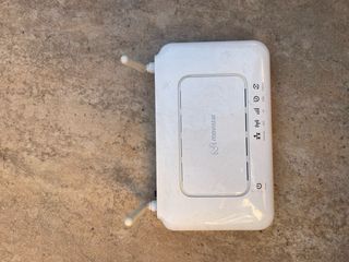 Router Wifi Movistar - usado