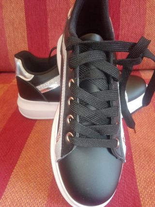 Sneakers nere e argento