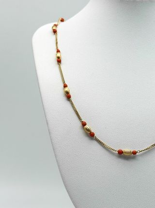 Gargantilla con coral de oro 18k
