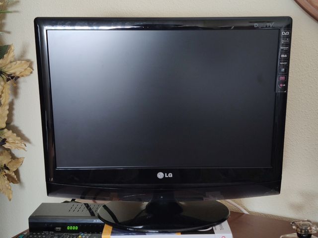 TV LG - Televisor Negro