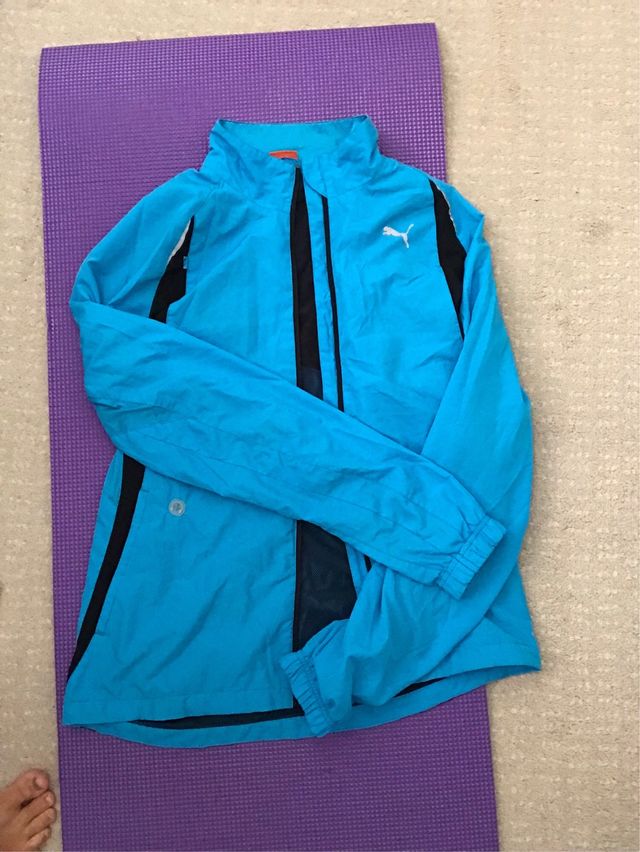 chaqueta Puma azul deportiva
