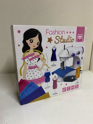Fashion Studio: Máquina de coser infantil