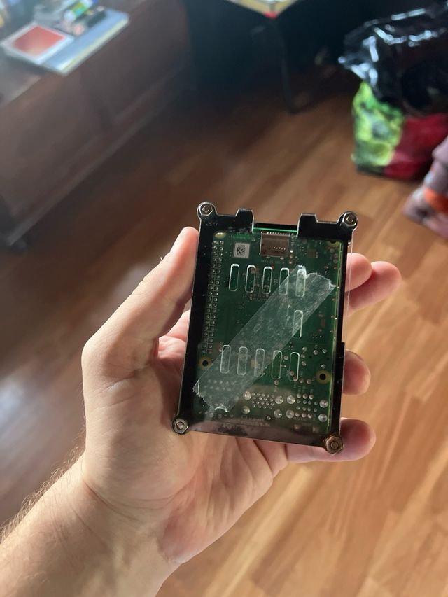 Raspberry Pi 4 con Case