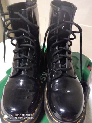 Botas Dr. Martens charol negras 38