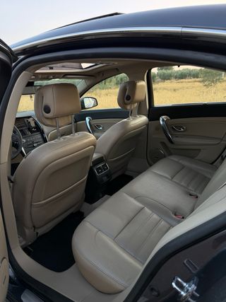 Renault Latitude Initiale V6 dCi 240cv 