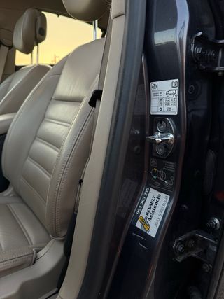 Renault Latitude Initiale V6 dCi 240cv 