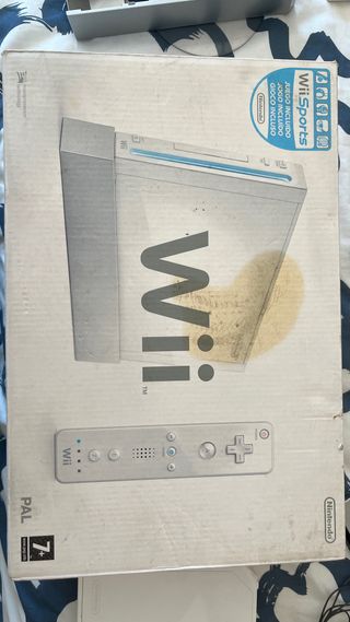 Nintendo Wii blanca - sin cable de conexion al tv 