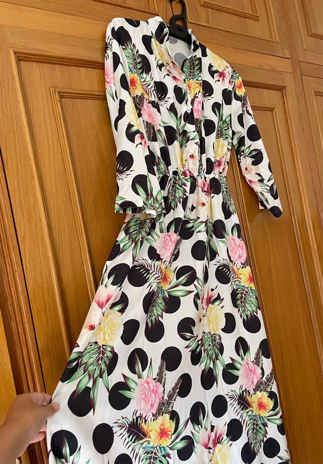 Vestido midi lunares flores