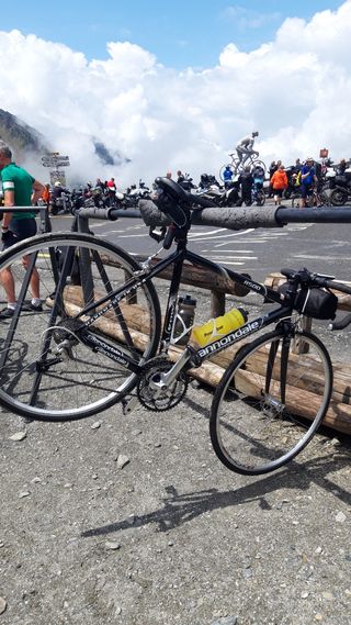 Cannondale R500 - Bicicleta Carretera