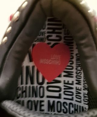 Zapatillas Love Moschino negras con tachuelas