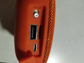 ALTAVOZ PORTÁTIL BLUETOOTH 