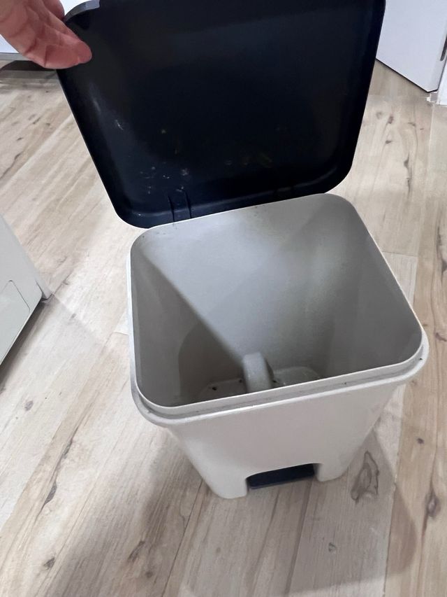 Cubo basura pedal 30L gris claro/gris oscuro