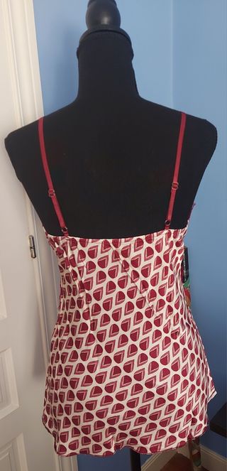 Camiseta lencera raso burdeos