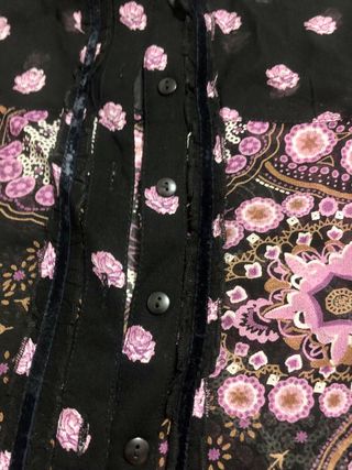 Blusa nera fucsia fiori