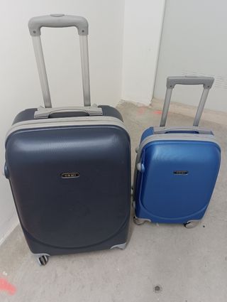 2 Maletas ORMI - Azul y Negra