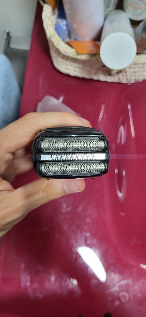 Afeitadora Braun Serie 3 roja