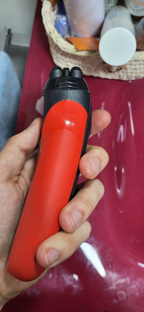 Afeitadora Braun Serie 3 roja