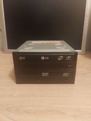 2 lettori DVD per PC