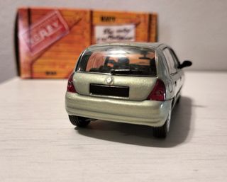 Renault Clio 2001