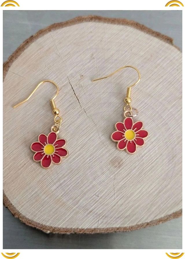 Pendientes flor roja - dorados
