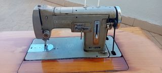 Máquina de coser Wertheim