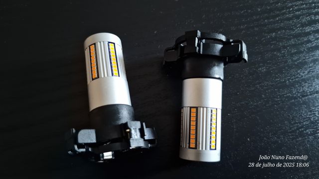 LED piscas  frontais Renault Clio 4