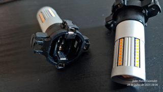 LED piscas  frontais Renault Clio 4