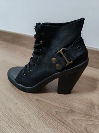 Botines negros tacón alto