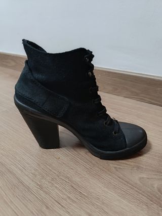 Botines negros tacón alto