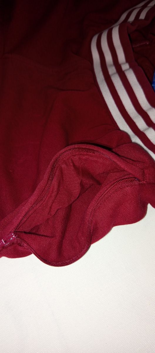 Adidas - Pantalones joggers cortos burdeos, M