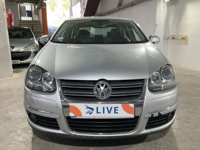 Volkswagen Jetta Advance 2.0TDI 140CV 2009