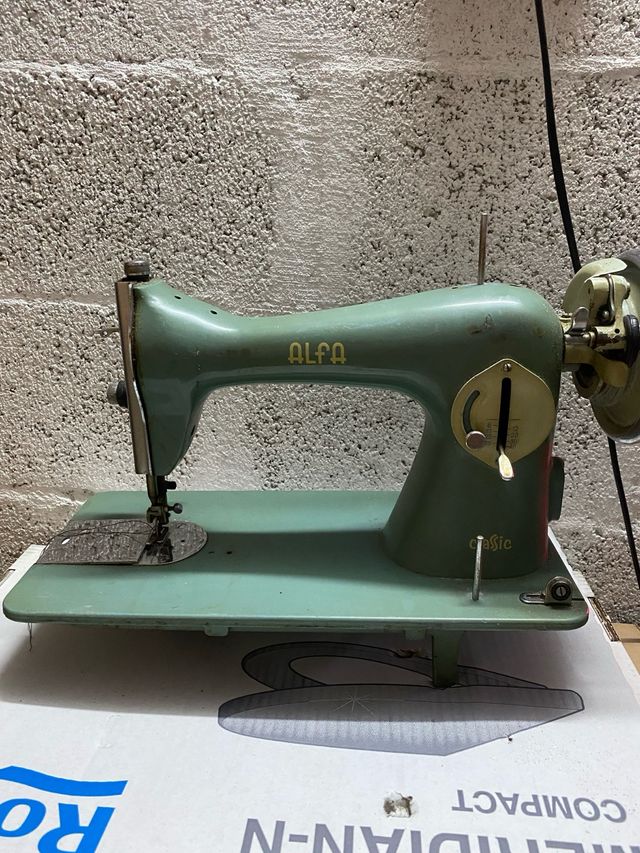Máquina coser Alfa Clásica Vintage