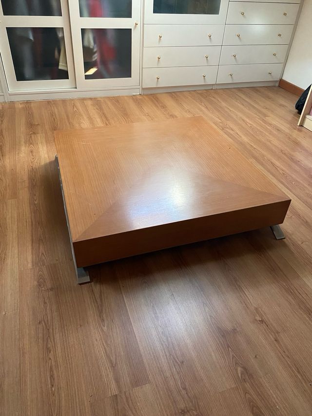 Mesa centro diseño madera metal