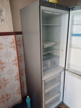 Frigorífico Indesit 