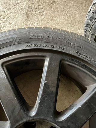 4 Llantas Audi 235/45 R17