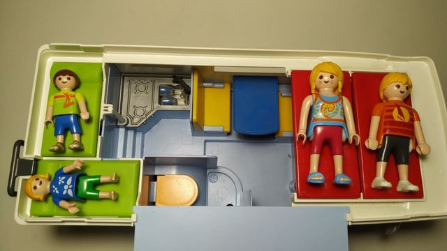 Autocaravana familiar Playmobil