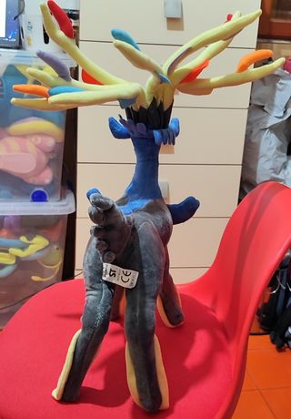 Peluche Xerneas Pokémon