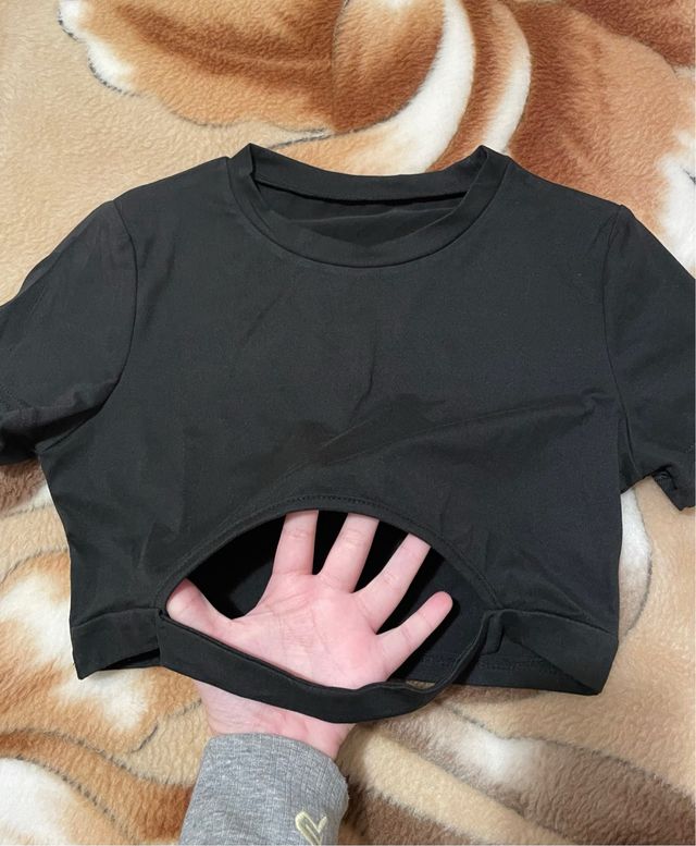 Crop top negro - nuevo