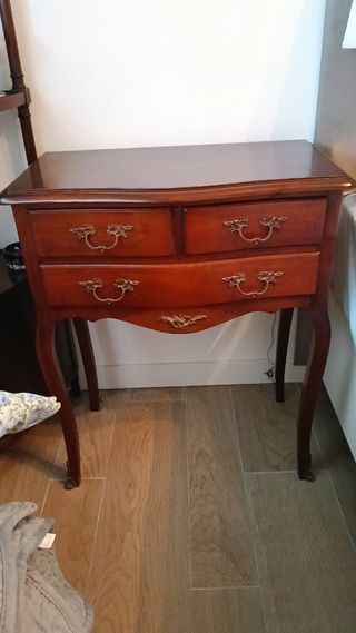 Mesa auxiliar 3 cajones