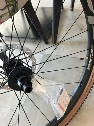 Ruedas MTB zipp 1ZERO HiTOP: ¡a estrenar!