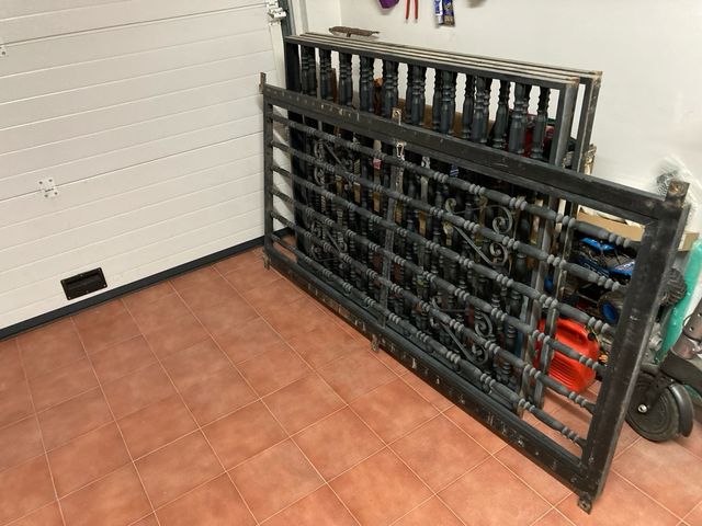 Rejas y puerta jardín - hierro forjado