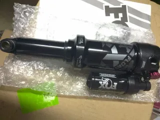 Ammortizzatore Fox Float performance 205x65 trunni