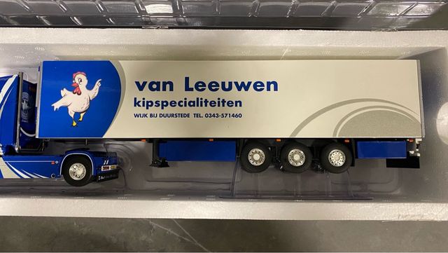 Wsi 1/50 Leeuwen Scania T6