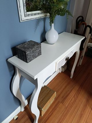 Consola recibidor blanca