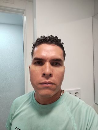 PAPELES EN REGLA,busco empleo, carnet carretilla.