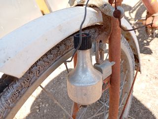 Bicicleta antigua BH.