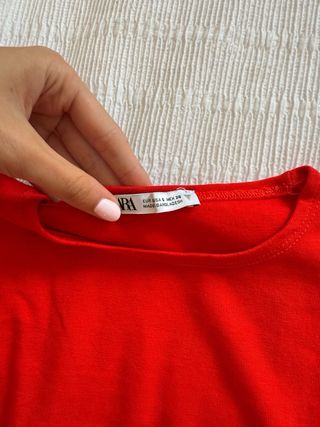 Top corto Zara rojo