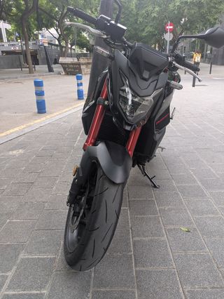 Honda CB750 Hornet 2024