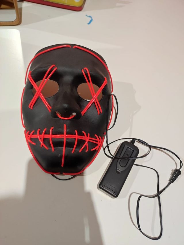 Máscara LED Purge roja